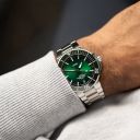 Aquis Date Calibre 400 Green 43.5 mm