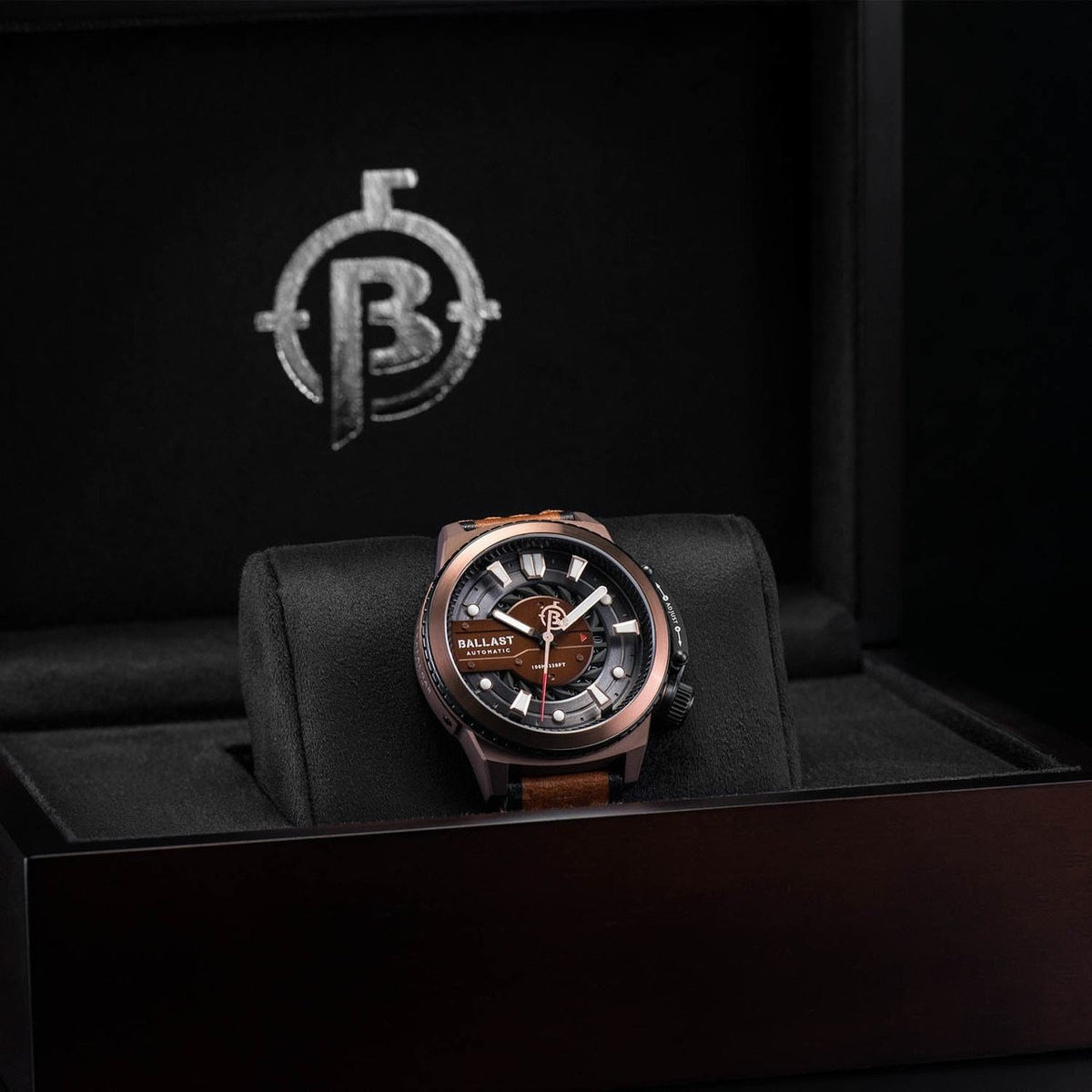 Trafalgar Titanium Automatic Rose Gold Brown